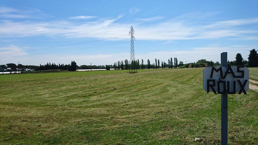 Affittacamere Les Prairies Mas Roux Raphèle Esterno foto